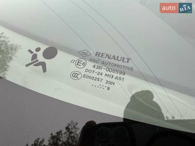 Коричневый Рено Сценик, объемом двигателя 1.6 л и пробегом 223 тыс. км за 7490 $, фото 15 на Automoto.ua
