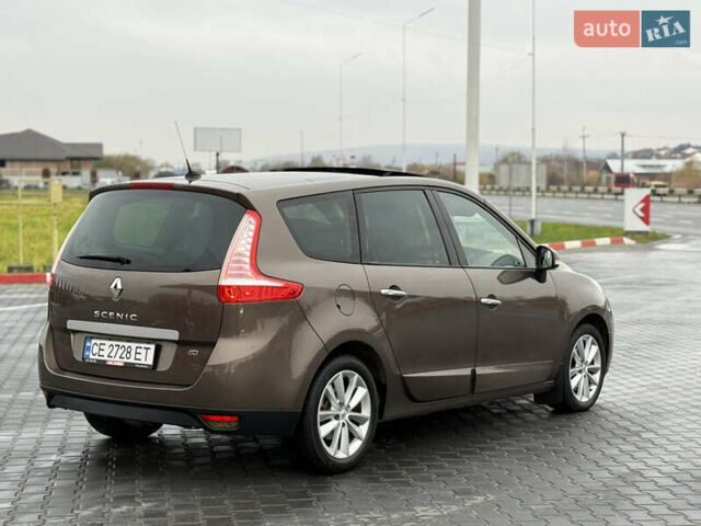 Коричневый Рено Сценик, объемом двигателя 2 л и пробегом 240 тыс. км за 7100 $, фото 11 на Automoto.ua