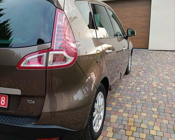 Коричневий Рено Сценік, об'ємом двигуна 1.4 л та пробігом 215 тис. км за 7500 $, фото 12 на Automoto.ua