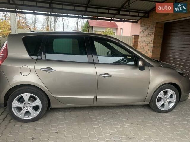 Коричневый Рено Сценик, объемом двигателя 1.4 л и пробегом 147 тыс. км за 6600 $, фото 4 на Automoto.ua