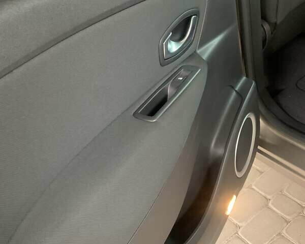 Коричневый Рено Сценик, объемом двигателя 1.4 л и пробегом 147 тыс. км за 6600 $, фото 20 на Automoto.ua