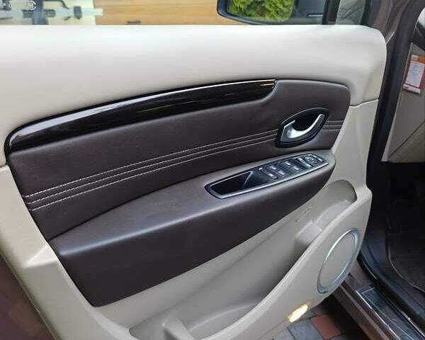 Коричневий Рено Сценік, об'ємом двигуна 1.4 л та пробігом 215 тис. км за 7500 $, фото 21 на Automoto.ua