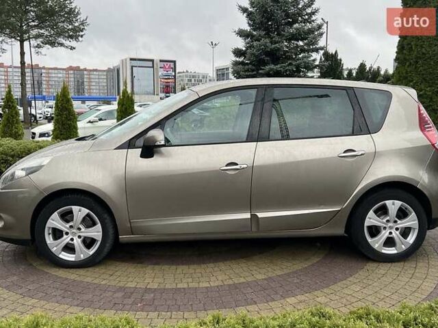 Коричневый Рено Сценик, объемом двигателя 2 л и пробегом 190 тыс. км за 7600 $, фото 3 на Automoto.ua
