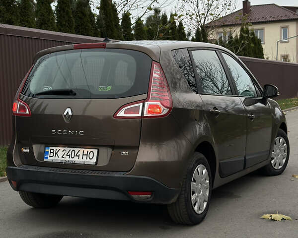 Коричневий Рено Сценік, об'ємом двигуна 1.5 л та пробігом 228 тис. км за 5900 $, фото 10 на Automoto.ua