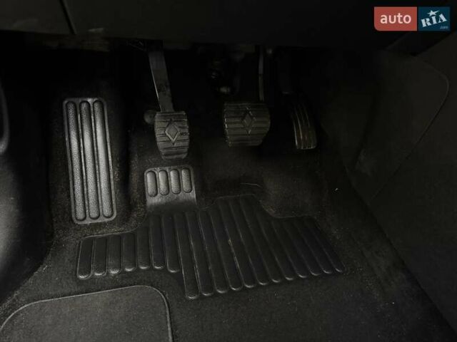 Рено Сценик 2010 в Львове на Automoto.ua Коричневый Рено Сценик, объемом двигателя 1.5 л и пробегом 226 тыс. км за 6500 $, фото 31 на Automoto.ua