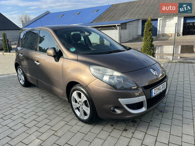 Коричневый Рено Сценик, объемом двигателя 1.4 л и пробегом 175 тыс. км за 6900 $, фото 2 на Automoto.ua