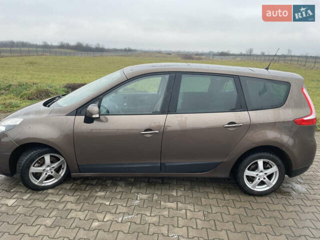 Коричневый Рено Сценик, объемом двигателя 1.9 л и пробегом 277 тыс. км за 6800 $, фото 15 на Automoto.ua