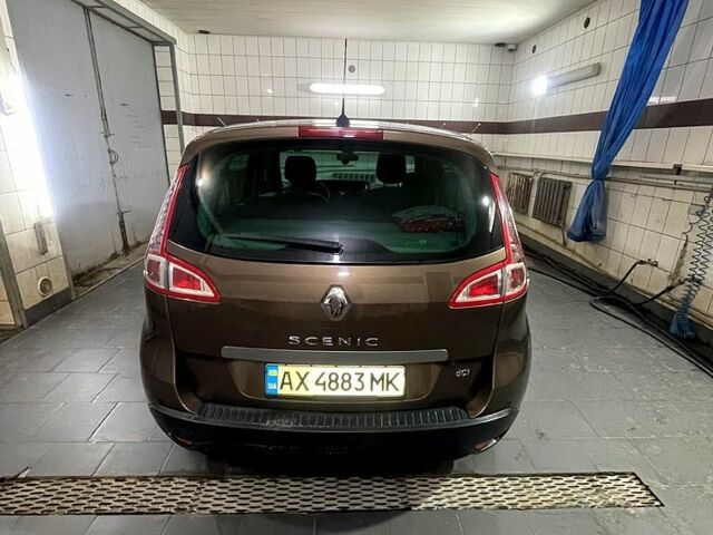 Коричневый Рено Сценик, объемом двигателя 1.5 л и пробегом 223 тыс. км за 6500 $, фото 5 на Automoto.ua