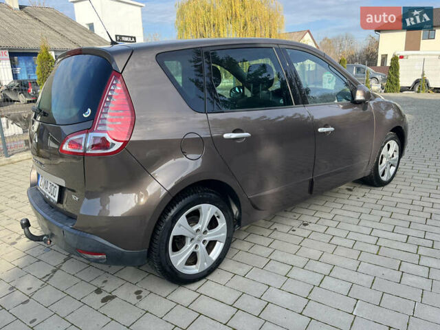 Коричневый Рено Сценик, объемом двигателя 1.4 л и пробегом 175 тыс. км за 6900 $, фото 4 на Automoto.ua