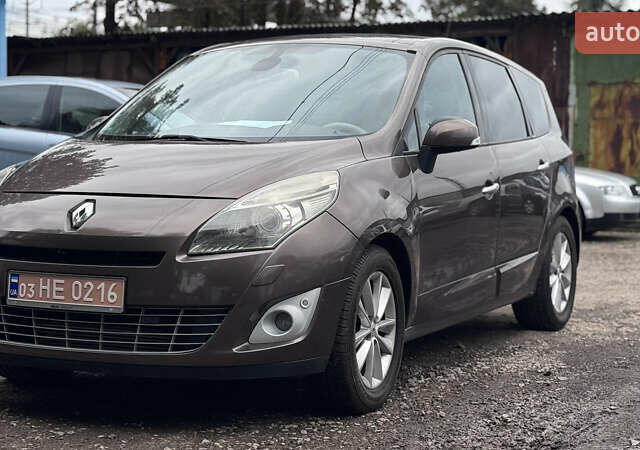 Коричневый Рено Сценик, объемом двигателя 1.9 л и пробегом 250 тыс. км за 7900 $, фото 7 на Automoto.ua