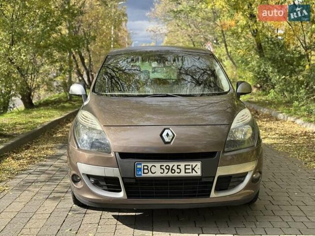Рено Сценик 2010 в Львове на Automoto.ua Коричневый Рено Сценик, объемом двигателя 1.5 л и пробегом 226 тыс. км за 6500 $, фото 4 на Automoto.ua