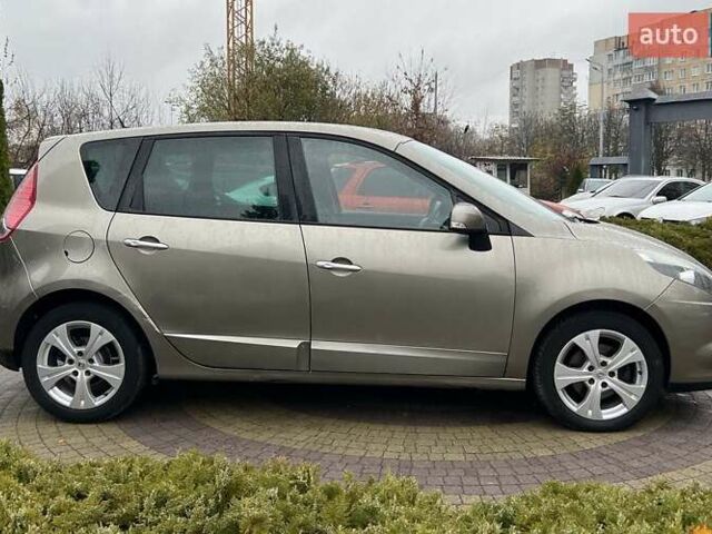 Коричневый Рено Сценик, объемом двигателя 2 л и пробегом 190 тыс. км за 7600 $, фото 7 на Automoto.ua