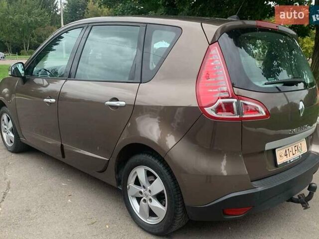 Коричневий Рено Сценік, об'ємом двигуна 1.6 л та пробігом 192 тис. км за 7550 $, фото 6 на Automoto.ua