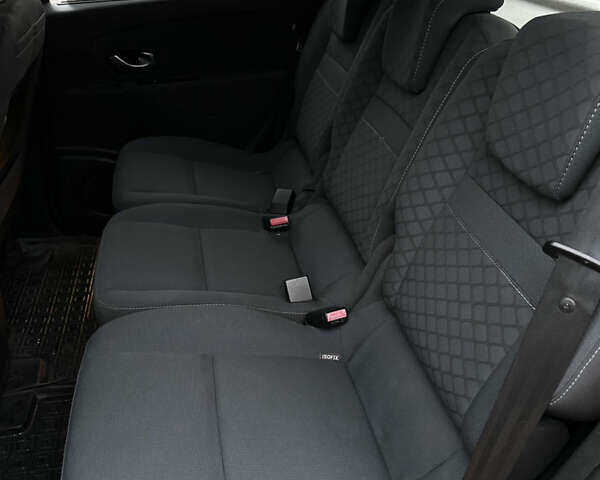Коричневий Рено Сценік, об'ємом двигуна 1.5 л та пробігом 228 тис. км за 5900 $, фото 28 на Automoto.ua