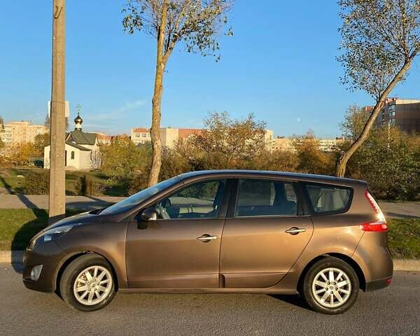 Коричневый Рено Сценик, объемом двигателя 1.4 л и пробегом 202 тыс. км за 7200 $, фото 5 на Automoto.ua