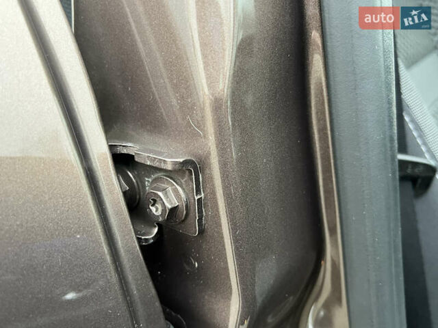 Коричневый Рено Сценик, объемом двигателя 1.6 л и пробегом 120 тыс. км за 8350 $, фото 124 на Automoto.ua