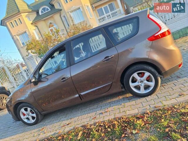 Коричневий Рено Сценік, об'ємом двигуна 1.5 л та пробігом 327 тис. км за 6200 $, фото 29 на Automoto.ua