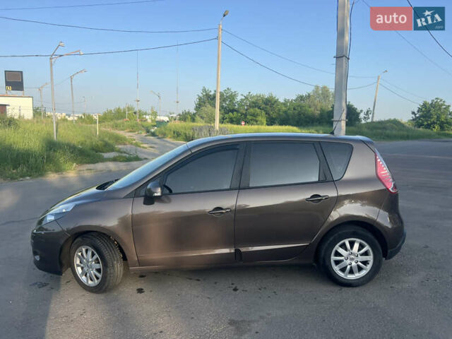 Коричневый Рено Сценик, объемом двигателя 1.6 л и пробегом 160 тыс. км за 8150 $, фото 9 на Automoto.ua