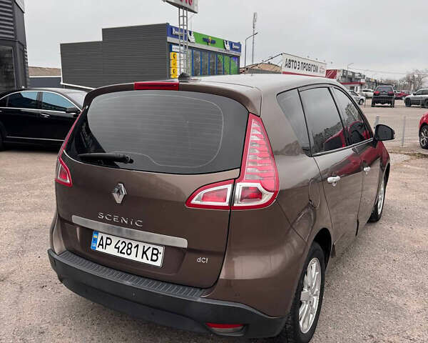 Коричневий Рено Сценік, об'ємом двигуна 1.46 л та пробігом 236 тис. км за 7999 $, фото 5 на Automoto.ua