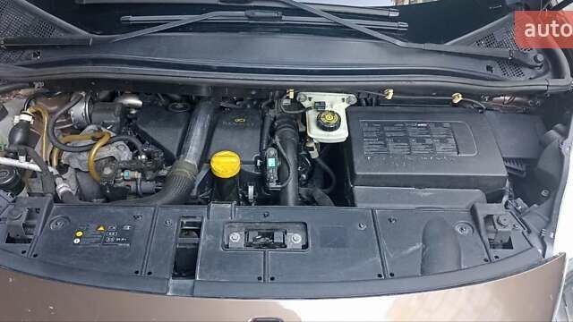 Коричневий Рено Сценік, об'ємом двигуна 1.5 л та пробігом 281 тис. км за 8200 $, фото 6 на Automoto.ua