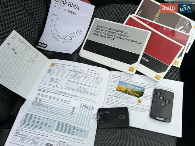 Коричневый Рено Сценик, объемом двигателя 1.6 л и пробегом 120 тыс. км за 8350 $, фото 192 на Automoto.ua