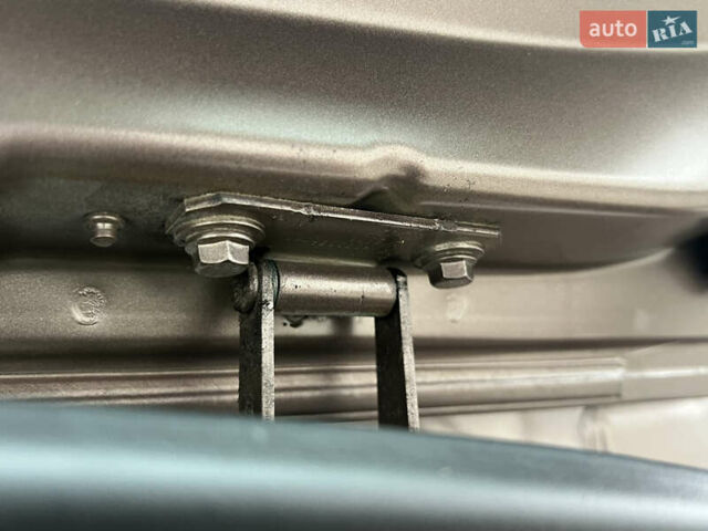 Коричневый Рено Сценик, объемом двигателя 1.6 л и пробегом 120 тыс. км за 8350 $, фото 132 на Automoto.ua