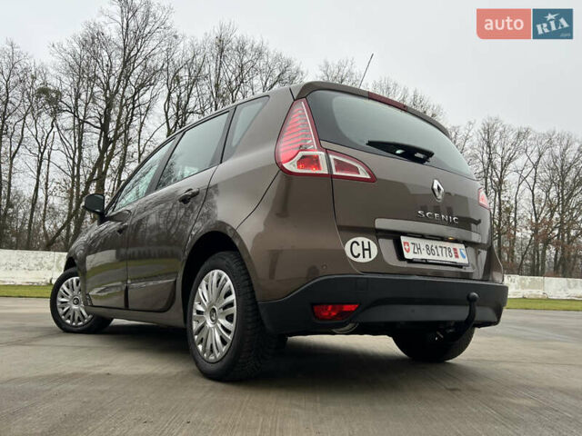 Коричневый Рено Сценик, объемом двигателя 1.6 л и пробегом 120 тыс. км за 8350 $, фото 27 на Automoto.ua