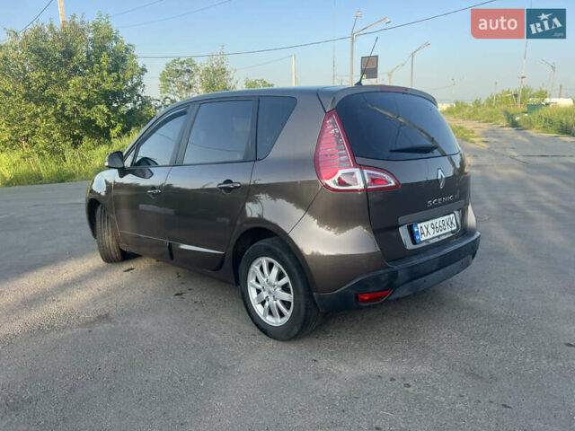 Коричневый Рено Сценик, объемом двигателя 1.6 л и пробегом 160 тыс. км за 8150 $, фото 15 на Automoto.ua