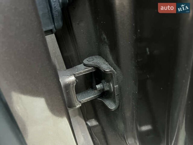 Коричневый Рено Сценик, объемом двигателя 1.6 л и пробегом 120 тыс. км за 8350 $, фото 122 на Automoto.ua