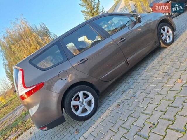 Коричневий Рено Сценік, об'ємом двигуна 1.5 л та пробігом 327 тис. км за 6200 $, фото 10 на Automoto.ua
