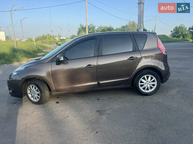 Коричневый Рено Сценик, объемом двигателя 1.6 л и пробегом 160 тыс. км за 8150 $, фото 8 на Automoto.ua