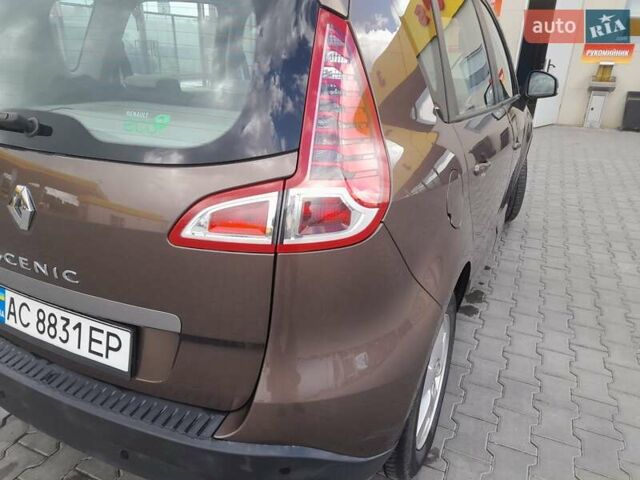 Коричневий Рено Сценік, об'ємом двигуна 1.46 л та пробігом 209 тис. км за 7600 $, фото 12 на Automoto.ua