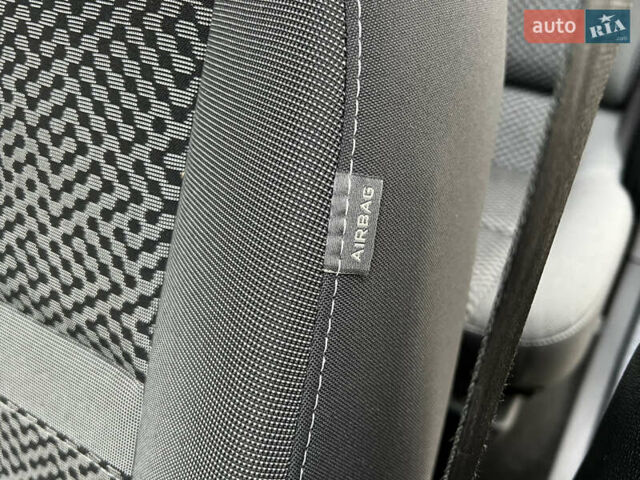 Коричневый Рено Сценик, объемом двигателя 1.6 л и пробегом 120 тыс. км за 8350 $, фото 64 на Automoto.ua