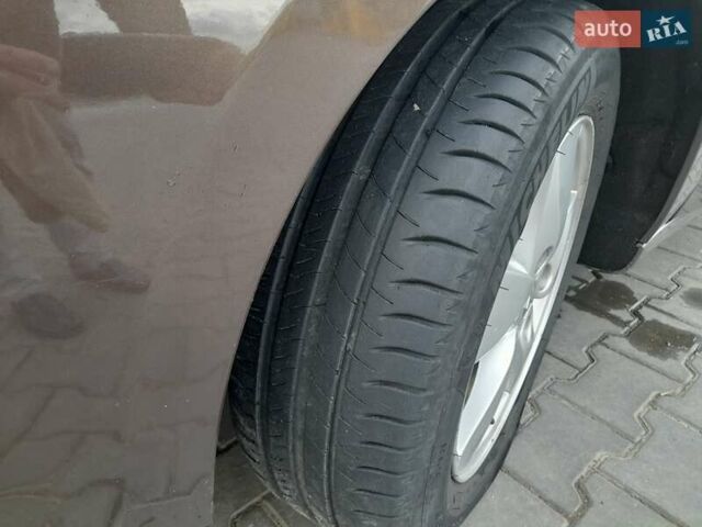 Коричневий Рено Сценік, об'ємом двигуна 1.46 л та пробігом 209 тис. км за 7600 $, фото 4 на Automoto.ua
