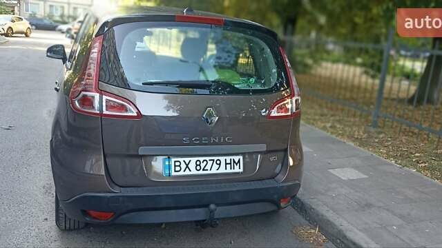 Коричневий Рено Сценік, об'ємом двигуна 1.5 л та пробігом 281 тис. км за 8200 $, фото 8 на Automoto.ua