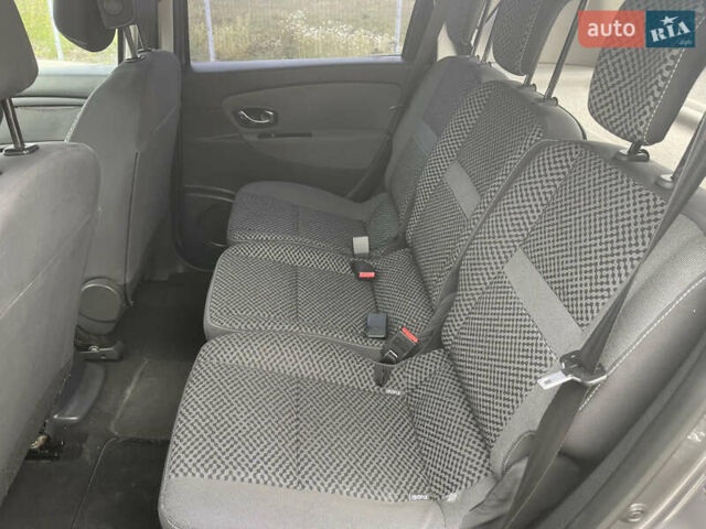 Коричневий Рено Сценік, об'ємом двигуна 1.5 л та пробігом 207 тис. км за 6300 $, фото 27 на Automoto.ua