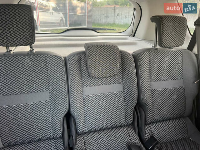 Коричневый Рено Сценик, объемом двигателя 1.6 л и пробегом 160 тыс. км за 8150 $, фото 37 на Automoto.ua