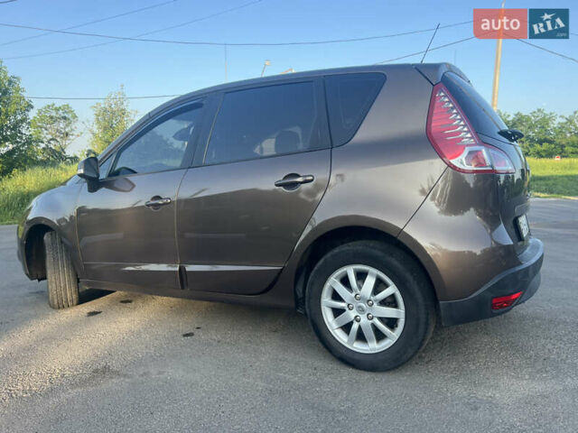 Коричневый Рено Сценик, объемом двигателя 1.6 л и пробегом 160 тыс. км за 8150 $, фото 19 на Automoto.ua