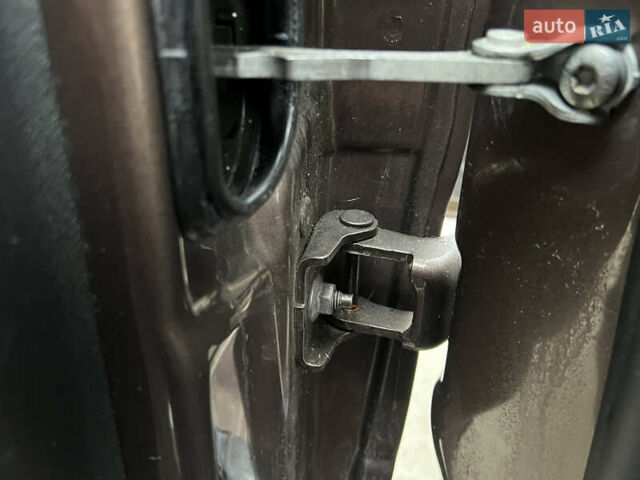 Коричневый Рено Сценик, объемом двигателя 1.6 л и пробегом 120 тыс. км за 8350 $, фото 139 на Automoto.ua