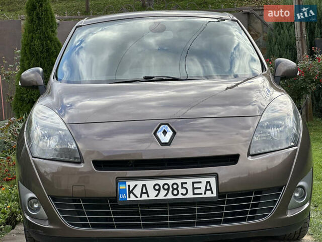 Коричневый Рено Сценик, объемом двигателя 1.6 л и пробегом 157 тыс. км за 7999 $, фото 49 на Automoto.ua