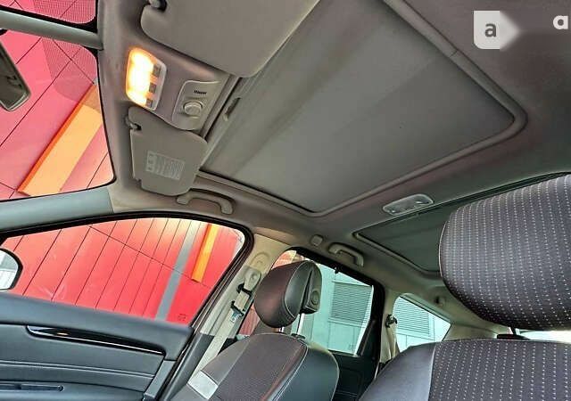 Коричневий Рено Сценік, об'ємом двигуна 1.6 л та пробігом 234 тис. км за 9500 $, фото 26 на Automoto.ua