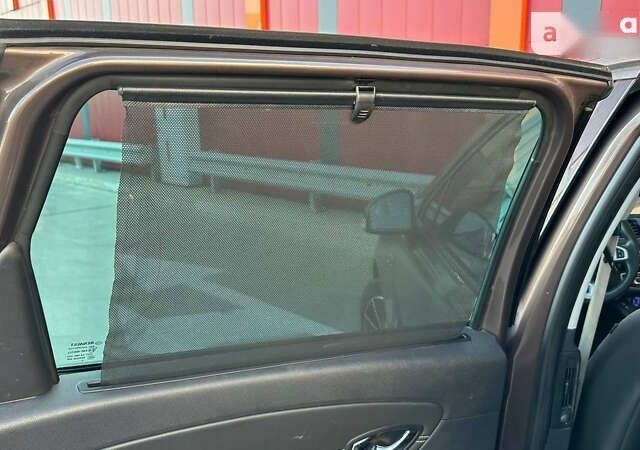 Коричневий Рено Сценік, об'ємом двигуна 1.6 л та пробігом 234 тис. км за 9500 $, фото 23 на Automoto.ua