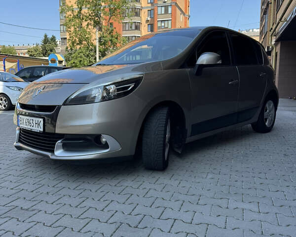 Коричневый Рено Сценик, объемом двигателя 1.46 л и пробегом 248 тыс. км за 7550 $, фото 5 на Automoto.ua