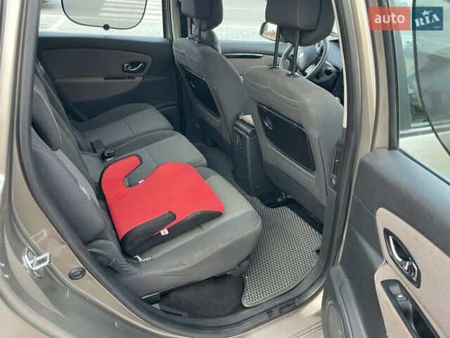 Коричневий Рено Сценік, об'ємом двигуна 1.46 л та пробігом 295 тис. км за 6500 $, фото 11 на Automoto.ua