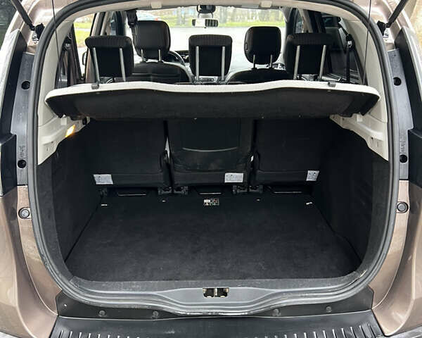 Коричневий Рено Сценік, об'ємом двигуна 1.46 л та пробігом 241 тис. км за 7350 $, фото 18 на Automoto.ua