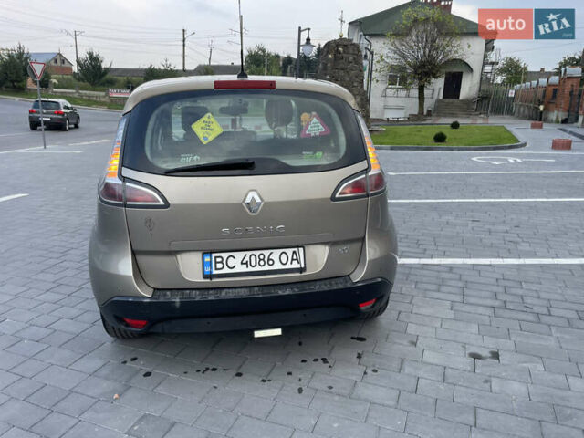 Коричневий Рено Сценік, об'ємом двигуна 1.46 л та пробігом 295 тис. км за 6500 $, фото 2 на Automoto.ua