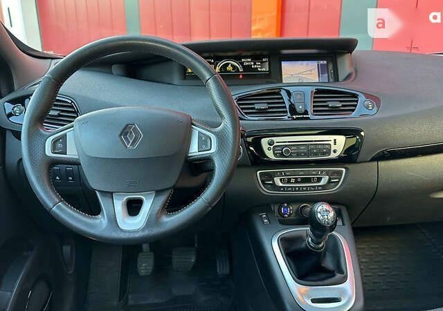 Коричневий Рено Сценік, об'ємом двигуна 1.6 л та пробігом 234 тис. км за 9500 $, фото 15 на Automoto.ua