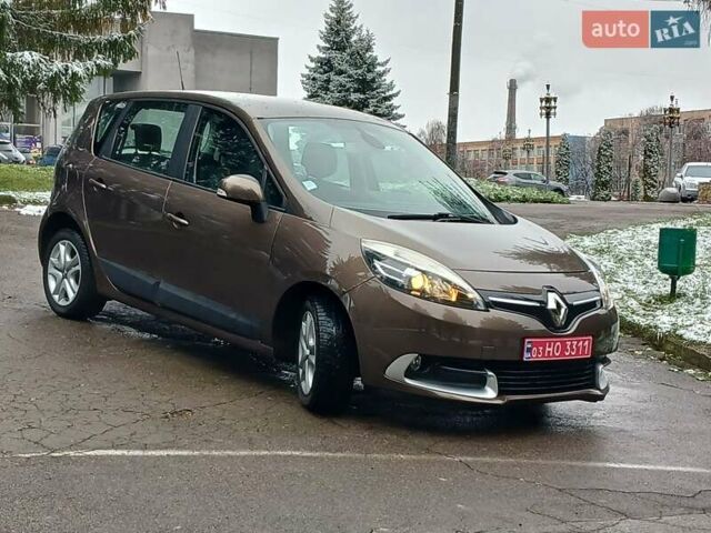 Коричневый Рено Сценик, объемом двигателя 1.5 л и пробегом 208 тыс. км за 7999 $, фото 5 на Automoto.ua