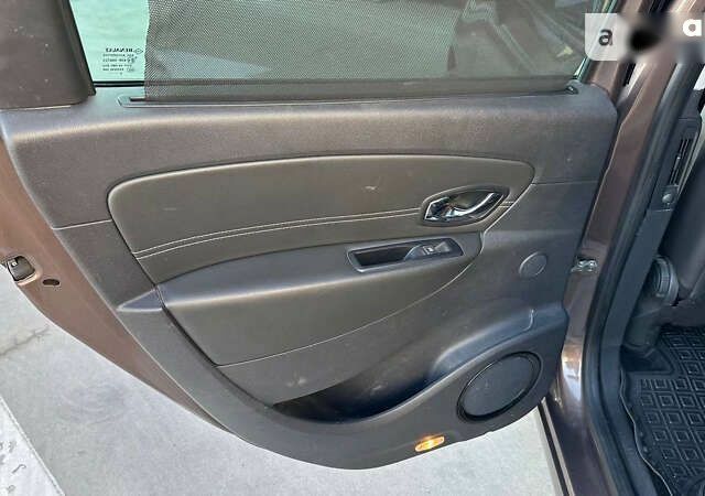 Коричневий Рено Сценік, об'ємом двигуна 1.6 л та пробігом 234 тис. км за 9500 $, фото 24 на Automoto.ua