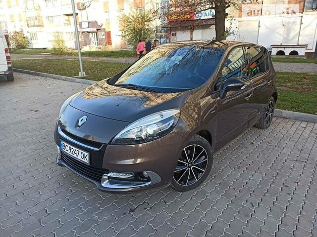 Коричневий Рено Сценік, об'ємом двигуна 1.6 л та пробігом 192 тис. км за 8200 $, фото 5 на Automoto.ua